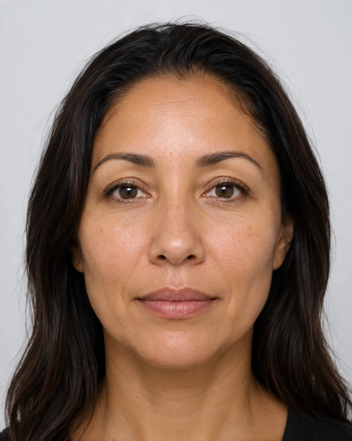 Clinic verification and safety image used when explaining related skin-readiness pathways before booking