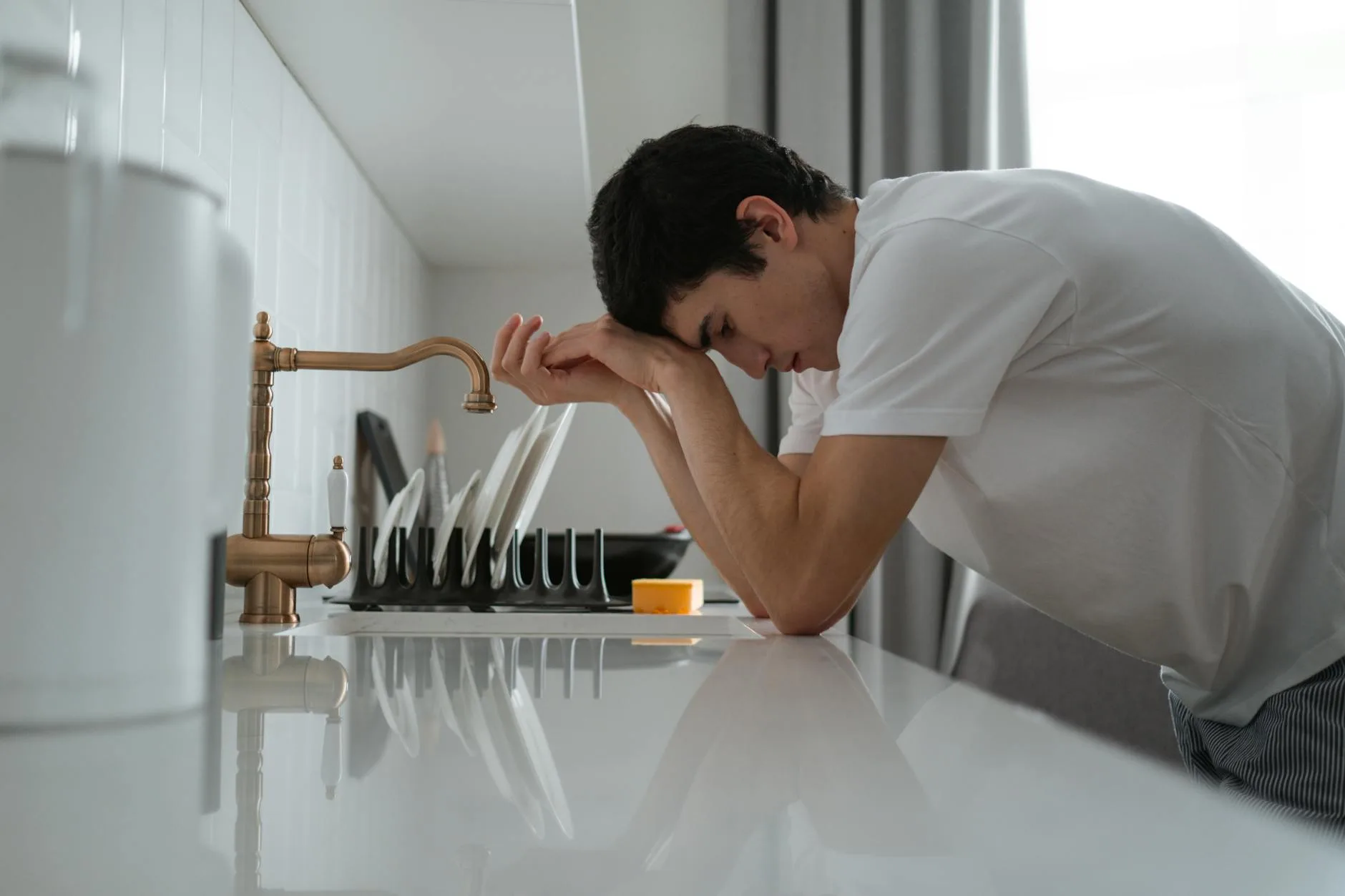 Adult man in a practical sleep and wellbeing setting.